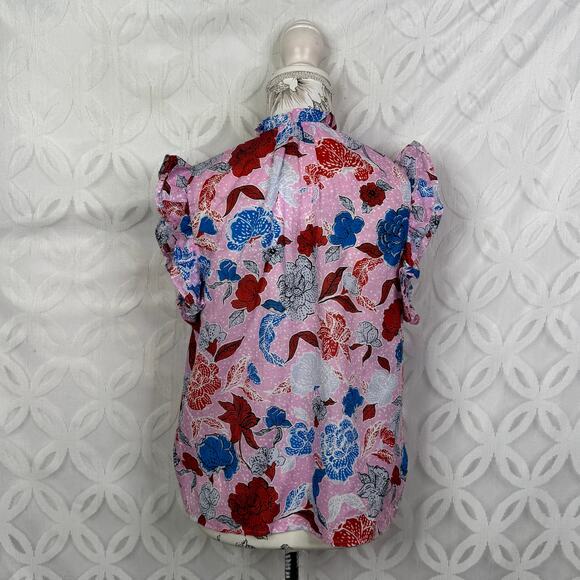 B Dakota by Steve Madden
Flutter Away Top Size L NWT - Picture 14 of 14